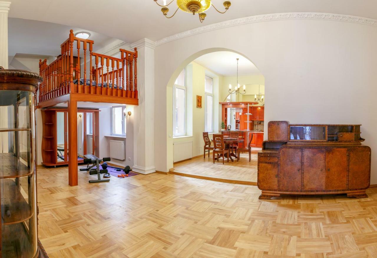 Grand Lviv Apartment I מראה חיצוני תמונה